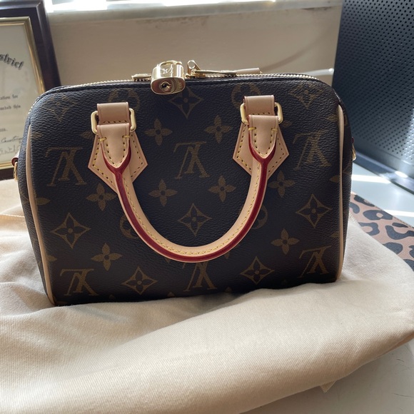 Authentic NEW Louis Vuitton Speedy B 20 Monogram π - Picture 6 of 13